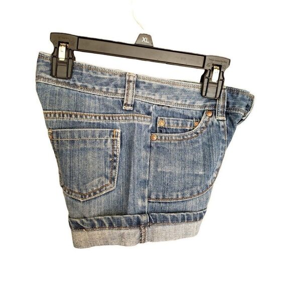 Old Navy Girls Jean Shorts Girlfriend Shorty Denim Shorts Cuffed Size 7 NWOT - Picture 3 of 7